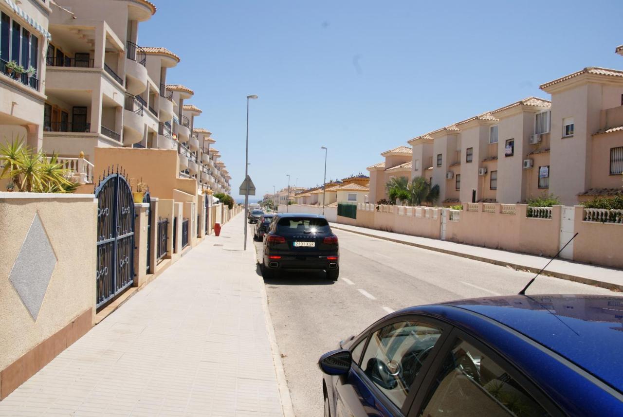 New Apartment In Torrevieja , Punta Prima Orihuela Costa With Pool Zewnętrze zdjęcie